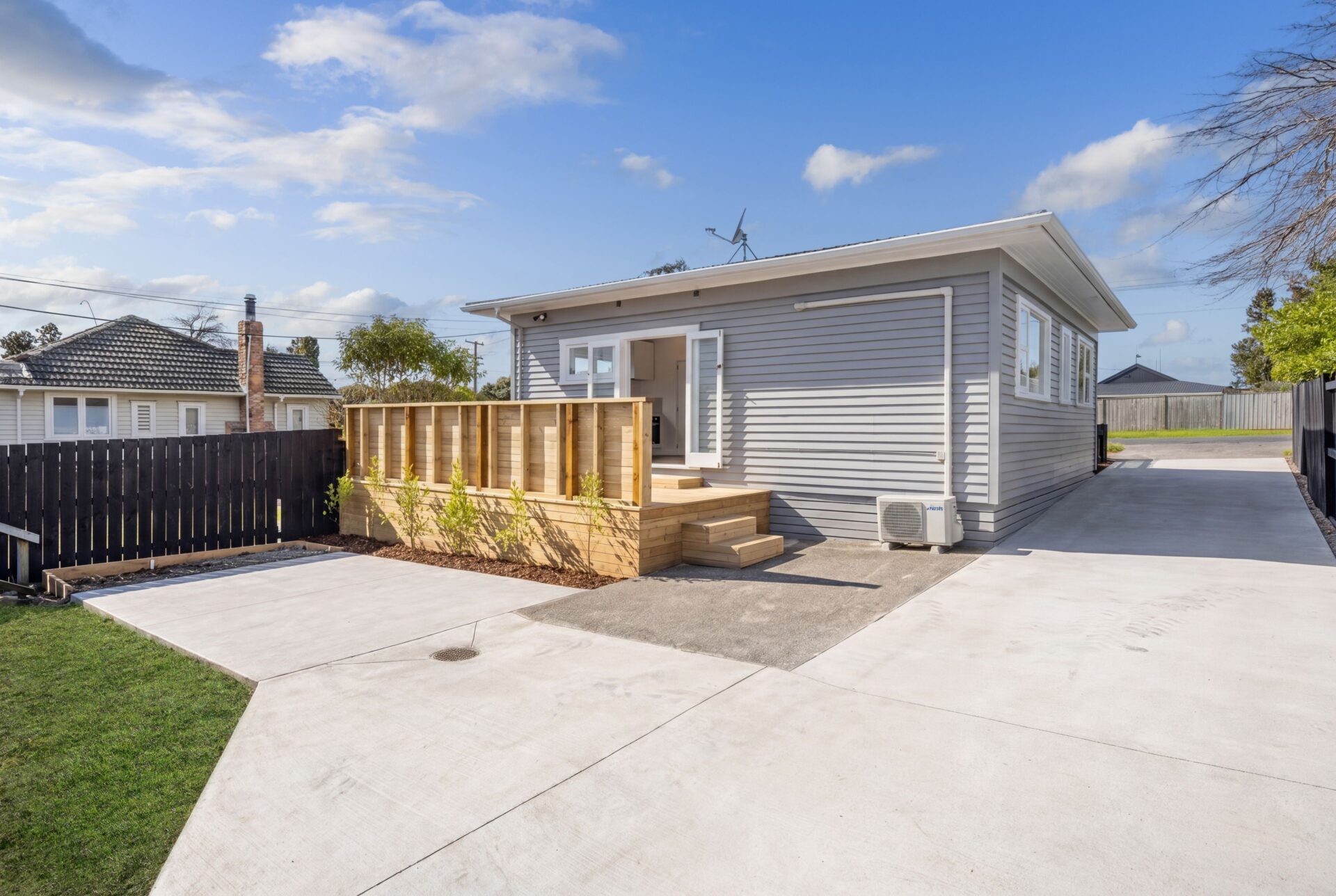 115 Woodglen Road