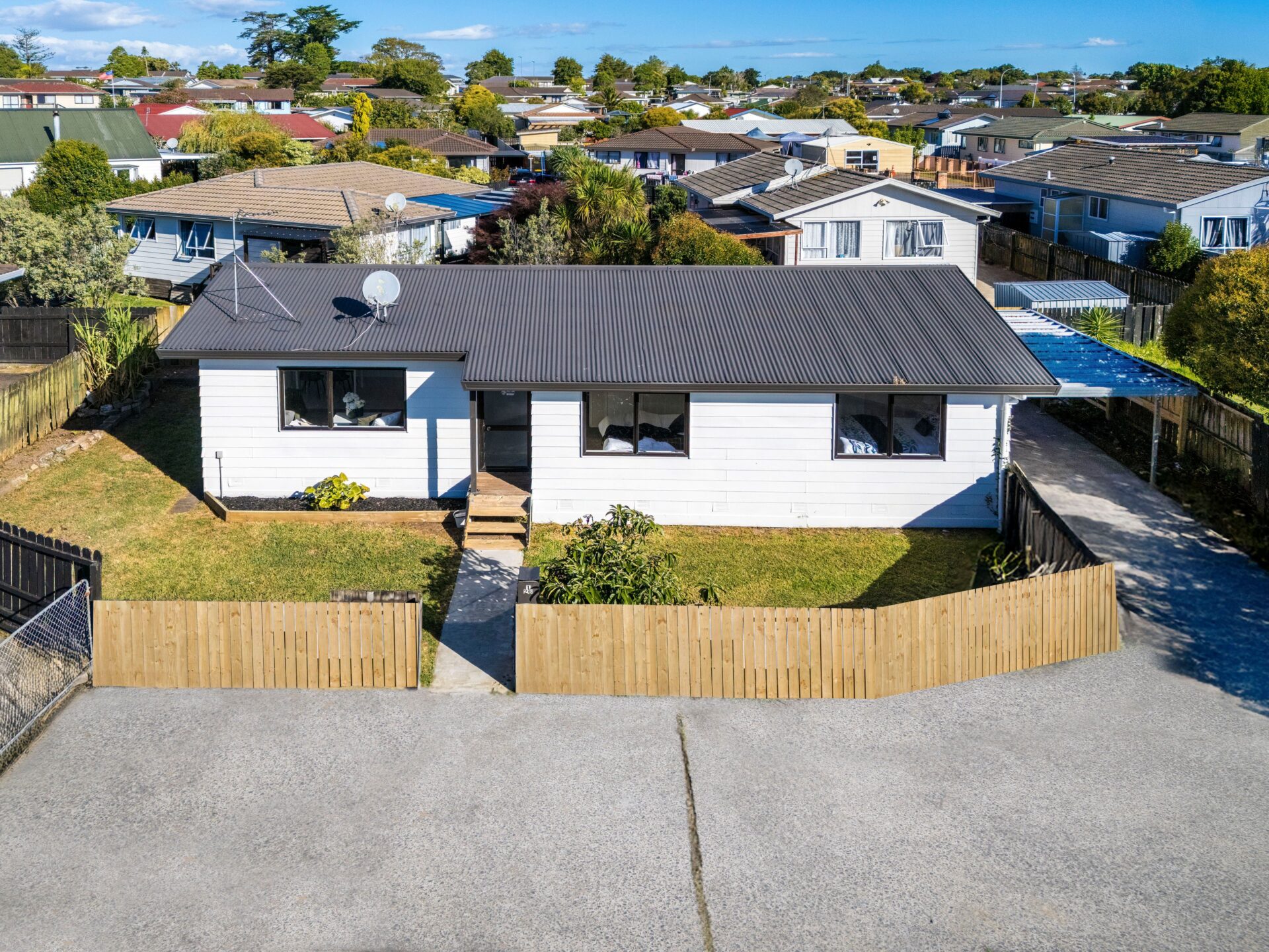 1/26 Karepo Crescent
